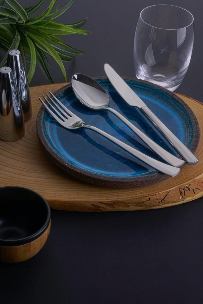 Lugga Nida Model 18/10 Yemek Kaşığı 12 Adet