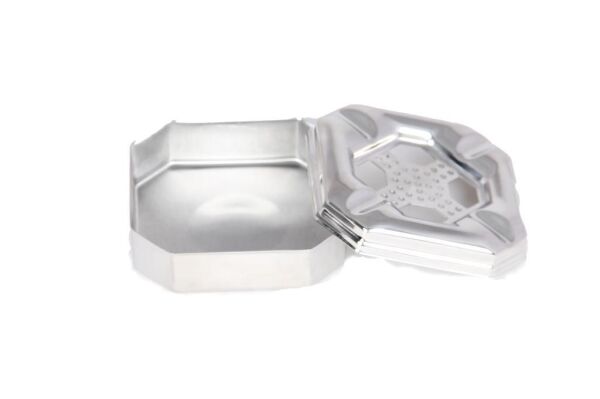 Güren Metal Küllük, Kapaklı Kül tablası Kare 9x9 cm