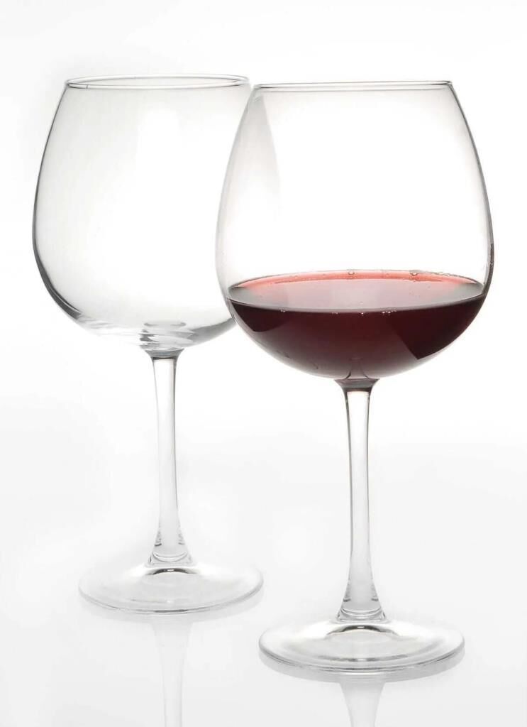Paşabahçe 44238 Enoteca Kırmızı Şarap Bardağı  655 cc 6'lı