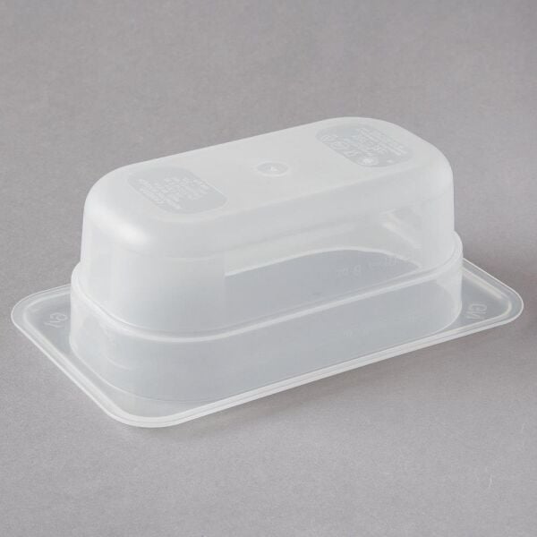 Cambro Yarı Saydam Polipropilen Gastronom Küvet GN 1/9 65,17.6x10.8x6.5 cm