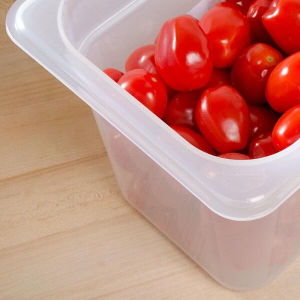 Cambro Yarı Saydam Polipropilen Gastronom Küvet GN 1/6 150,17.6x16.2x15 cm