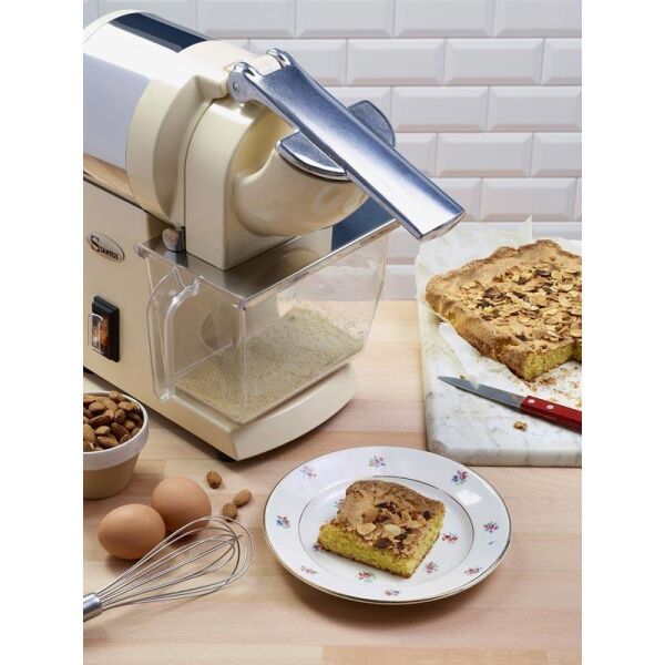 Santos Peynir, Çikolata Ve Kuru Meyve Rendesi No: 02