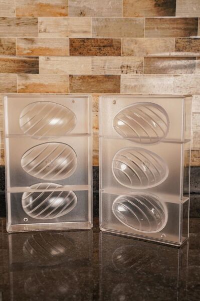 Globy Polikarbon 3D Çizgi Desenli Yumurta Çikolata Kalıbı 3'lü