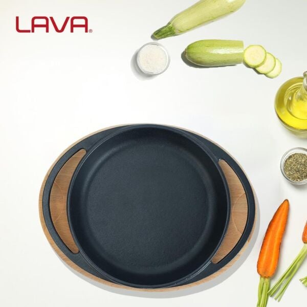 Lava Döküm Yuvarlak Sahan Çift Kulplu -  Kayın Servis Ahşabı 12 cm