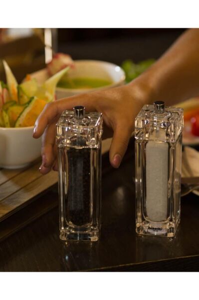 Bisetti Como Akrilik Karabiber Değirmeni Şeffaf 14,5 cm