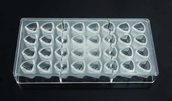 Globy Polikarbon Mini Üçgen Çikolata Kalıbı 28x22x21 mm 32'li